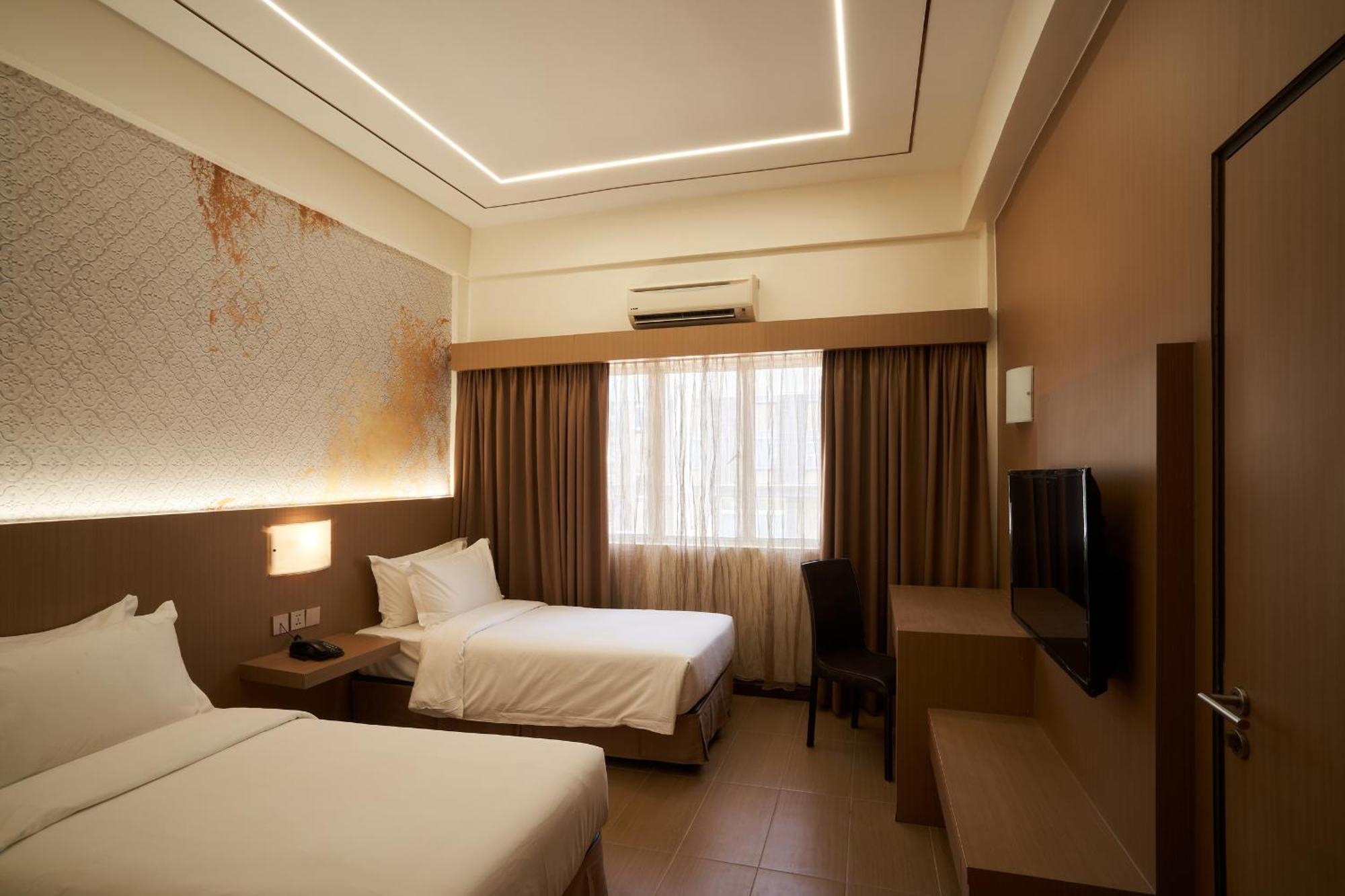 Btc Hotel Malacca Exterior foto
